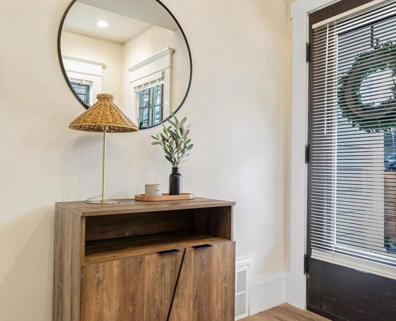 Vintage Meets Modern Spacious Capitol Hill Single Family Home With 97 Walk Score Seattle 0*,