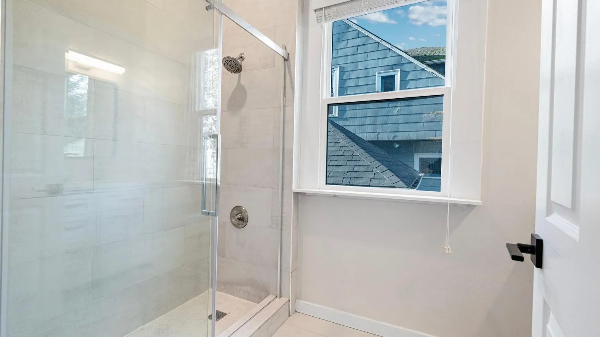Holiday home Vintage Meets Modern Spacious Capitol Hill Single Family Home With 97 Walk Score Seattle